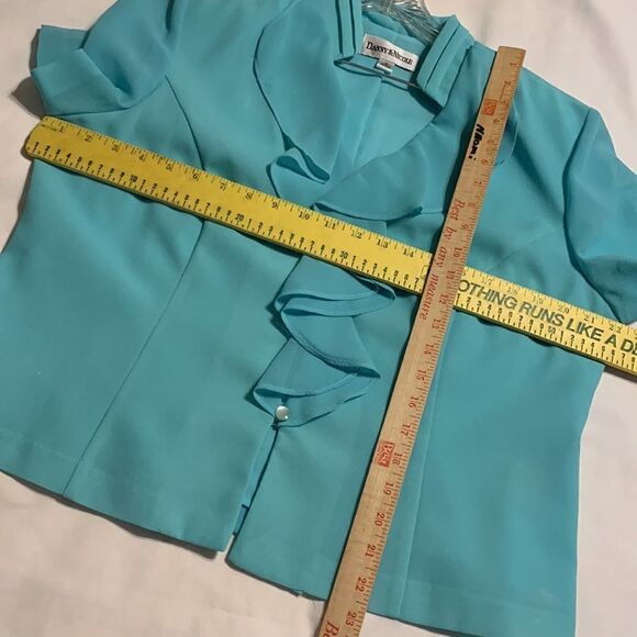 Danny and Nicole size 16 two-piece suit pale blue.  Like new! - Picture 4 of 10